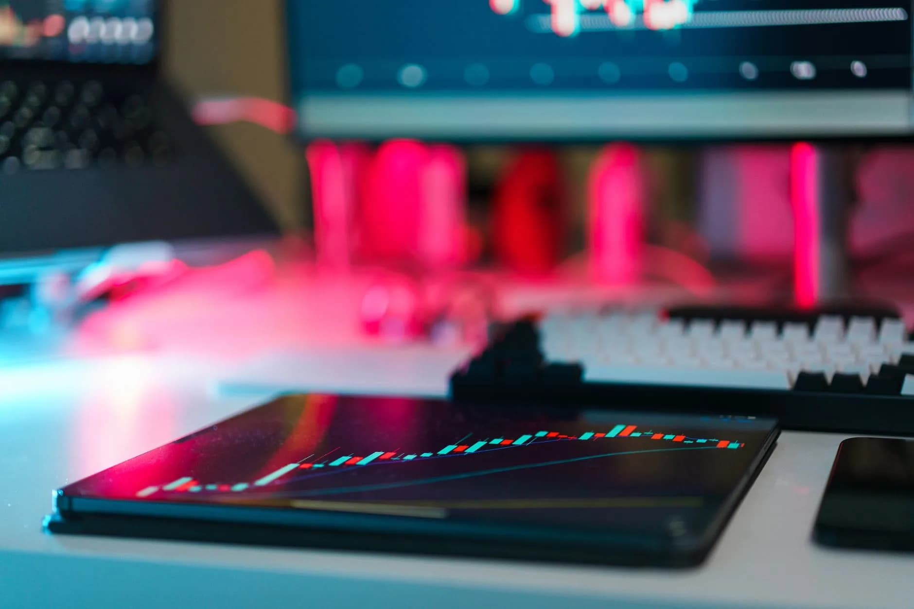 Laptop su una scrivania in ufficio
